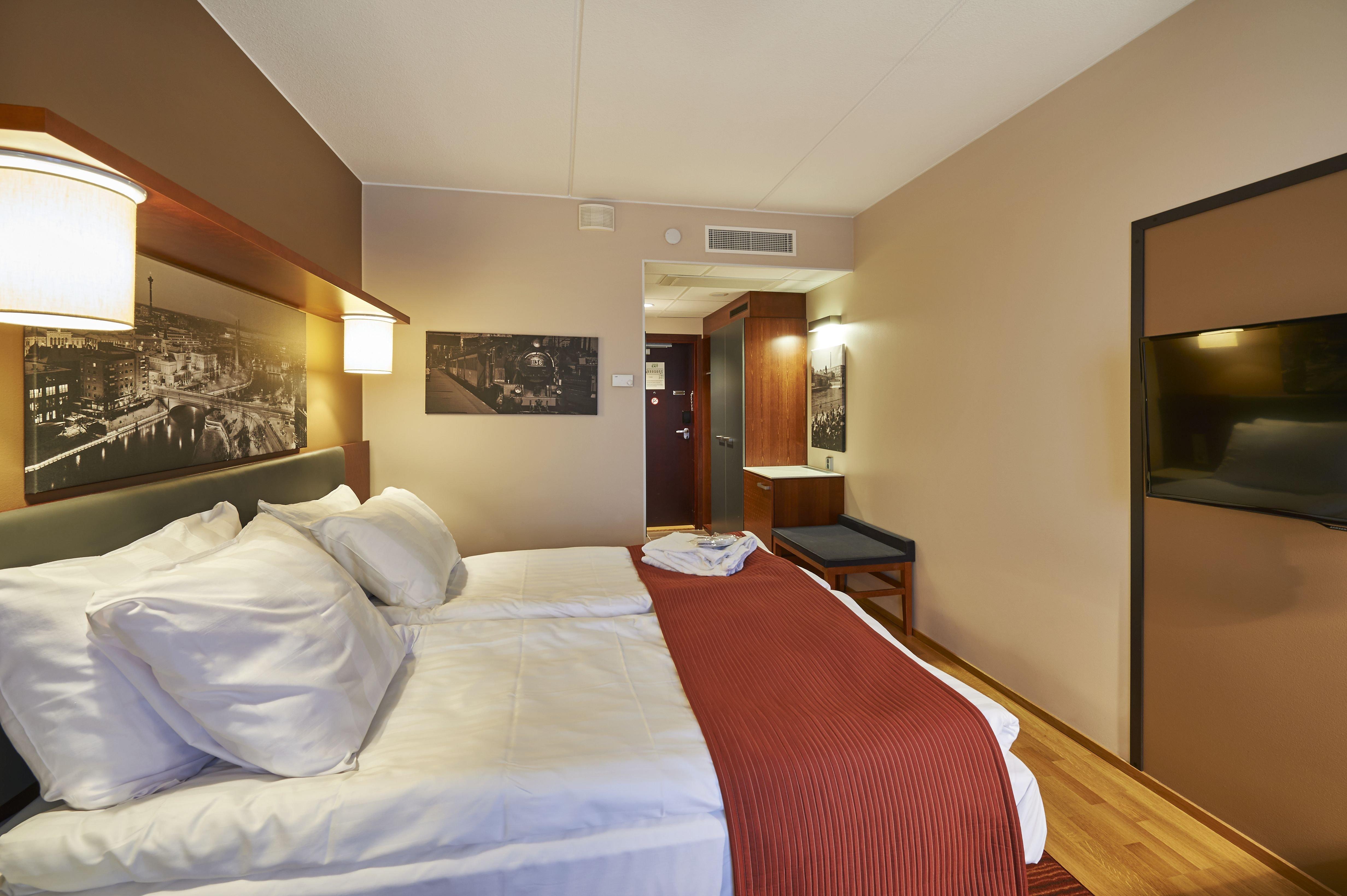 Holiday Inn Tampere - Central Station By Ihg Buitenkant foto